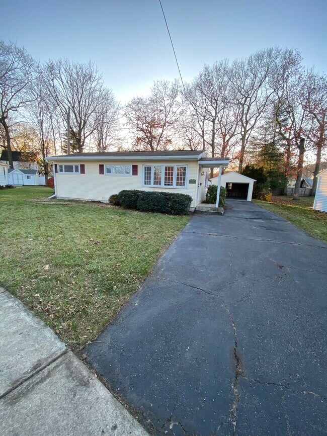 1202 Epworth Cir 1202 Epworth Cir Elmira NY 14901 Apartment Finder