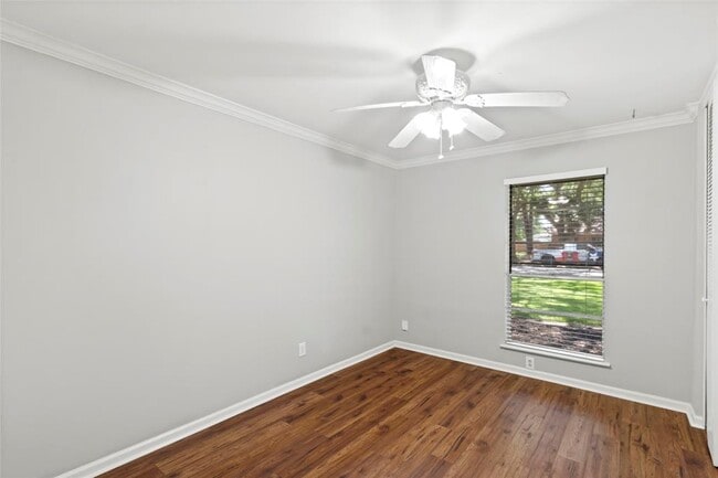 Building Photo - 112 E Wildwinn Dr