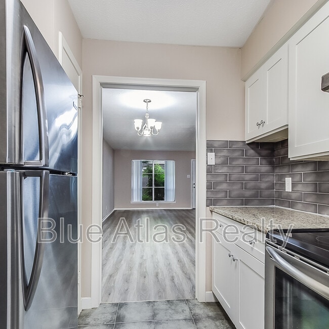 Building Photo - 3903 Hawthorne Ave