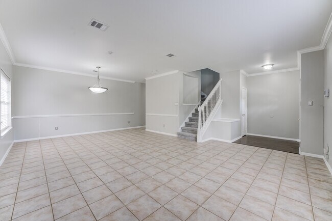 Building Photo - 12415 Silversmine Dr