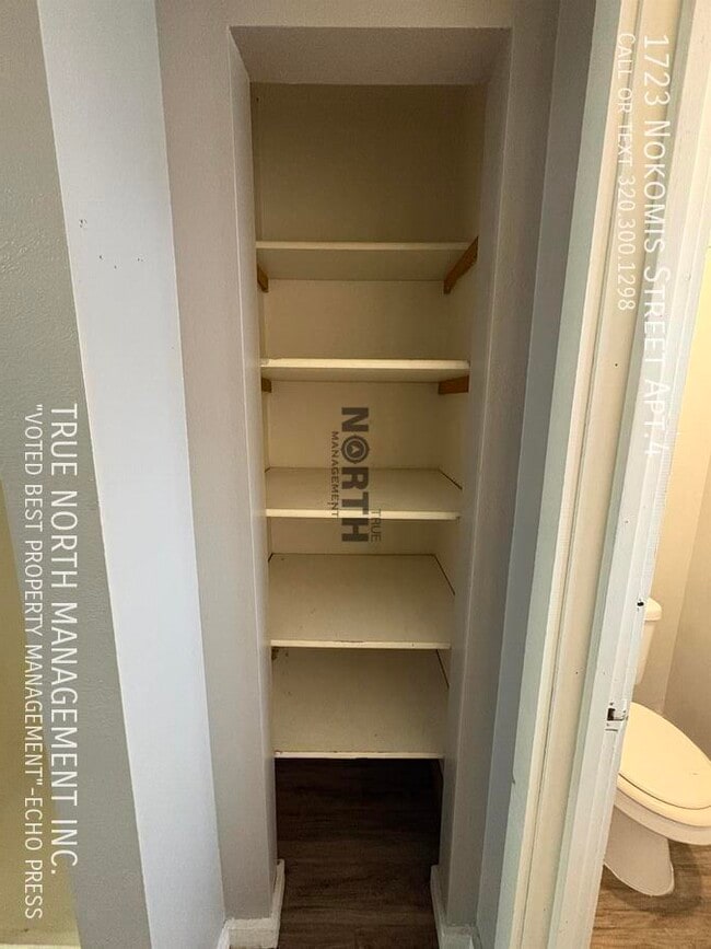 Building Photo - 1723 Nokomis St