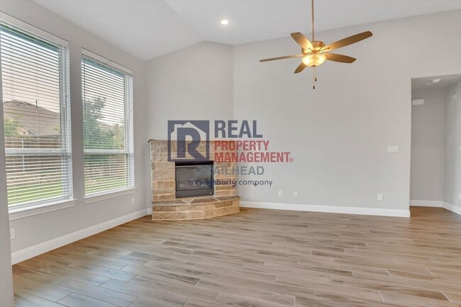 Building Photo - Spacious Home with Office & Media Room in Tavolo Park