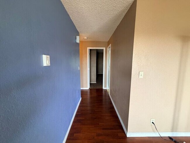 Building Photo - North Reno Wildcreek Garden Condos Upstairs 2 Bedroom