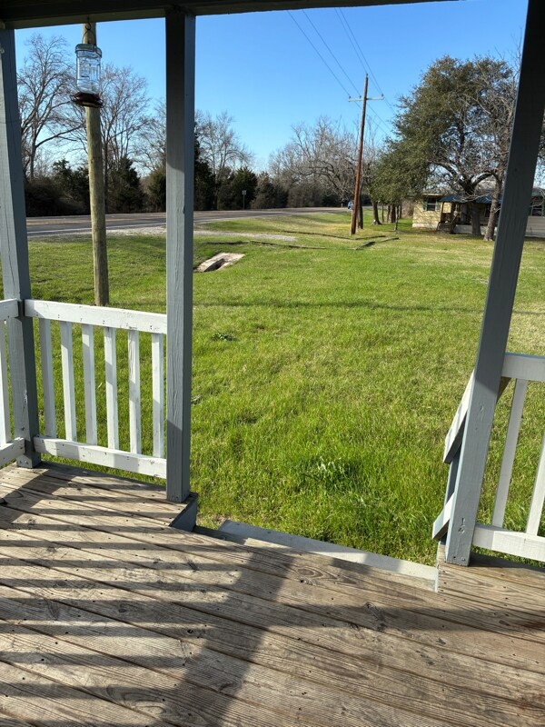 Building Photo - 841 State Hwy 75 N