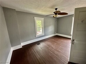 Building Photo - 1111 East Ave