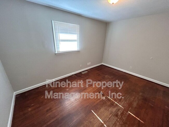 Building Photo - 2326 Marett Blvd