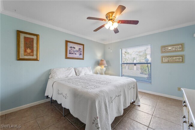 Building Photo - 8287 Charter Club Cir