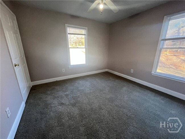 Building Photo - 100 Fair Oaks Dr