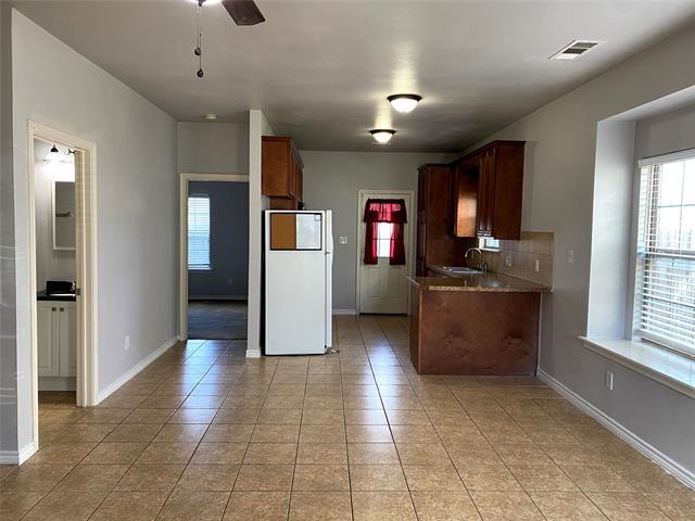 Building Photo - 906 Parkplace Ridge