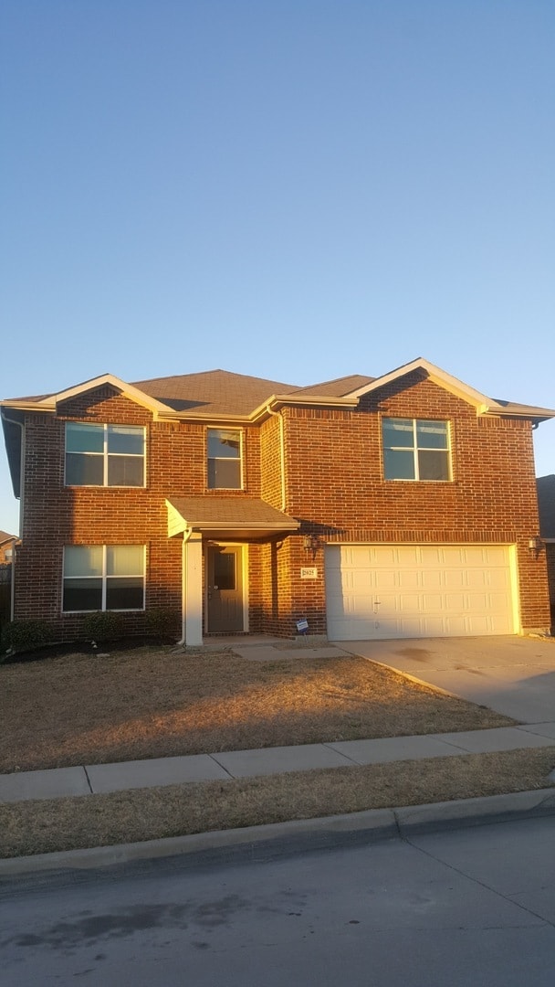 Primary Photo - Texas Sized Home 5/3/2