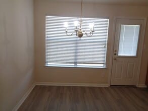 Building Photo - 21407 Forest Colony Dr