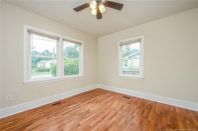 Building Photo - 1203 Turnpike Rd