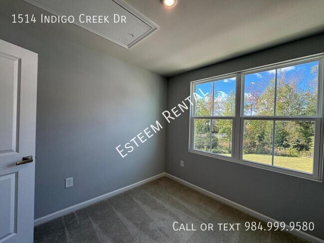 Building Photo - 1514 Indigo Creek Dr