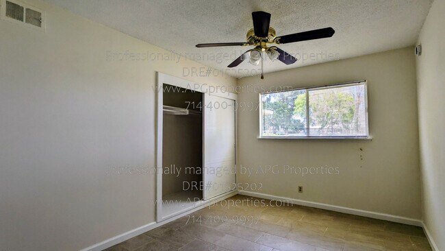 Building Photo - 13392 Dawn Ave