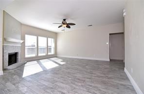 Building Photo - 321 S Chestnut St