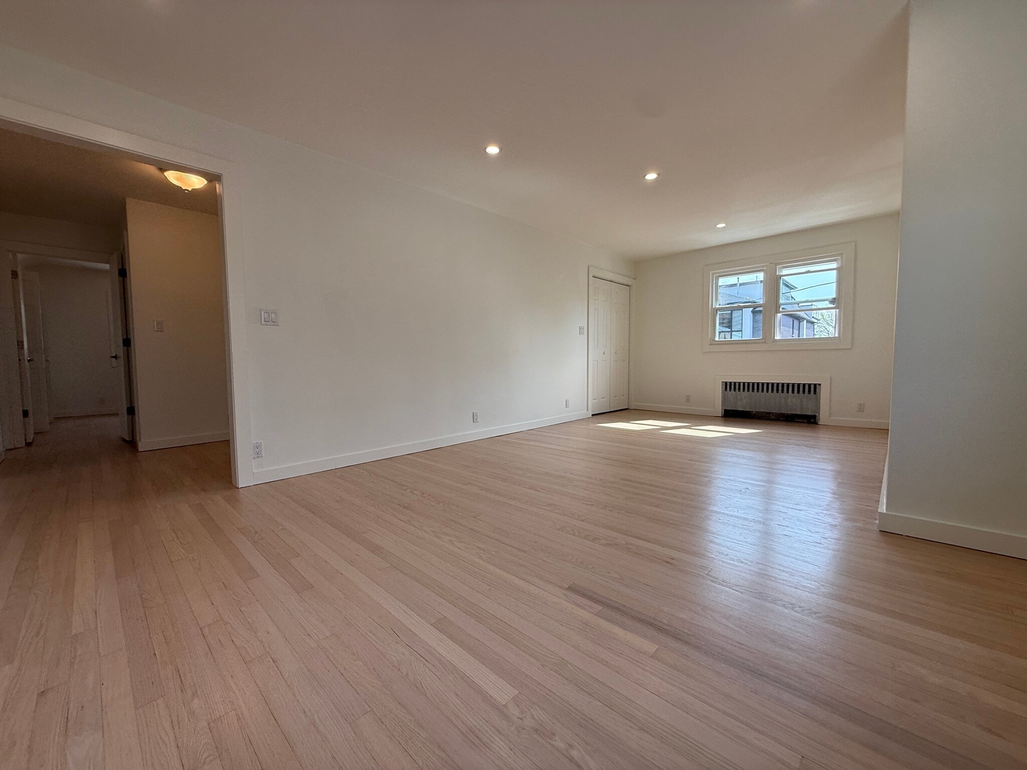 Building Photo - 49 Grant Ave