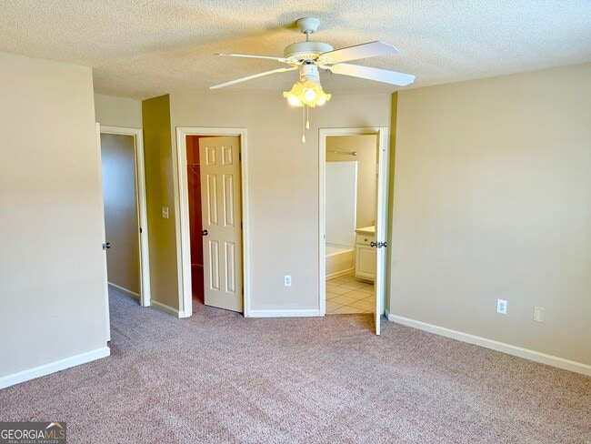 Building Photo - 115 Odyssey Turn NW