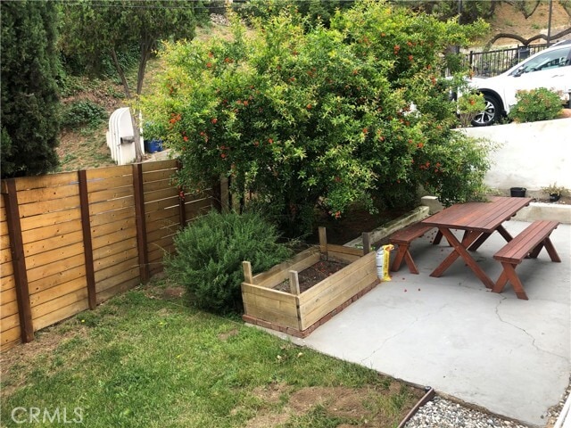 Building Photo - 1866 N Ave 56