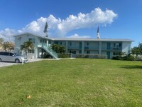 Building Photo - Driftwood Villas Apartments