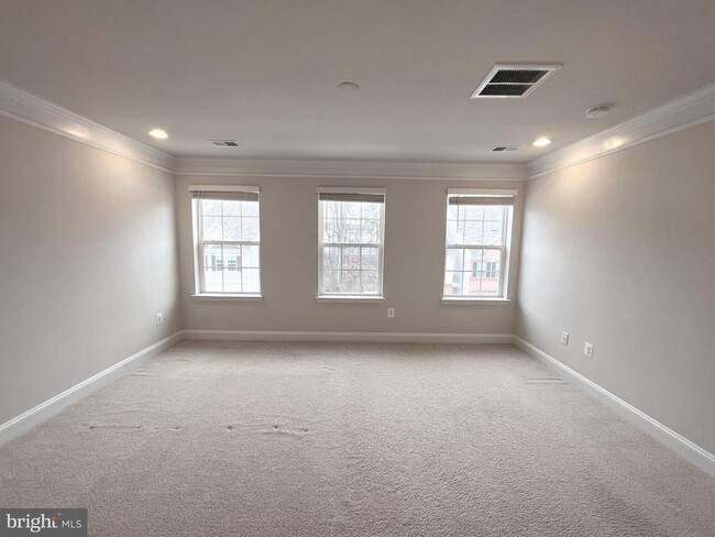 Building Photo - 1286 Orchid Rd