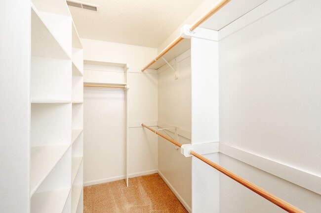 Building Photo - Wonderful 3 bed 2.5 Bath in Waldo! Availab...