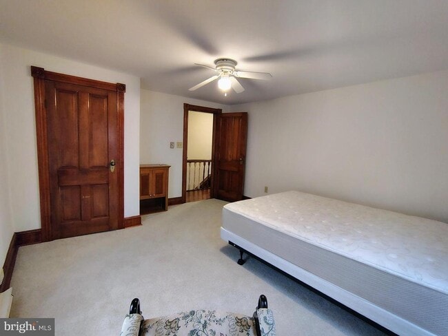 Building Photo - 518 Brunswick St