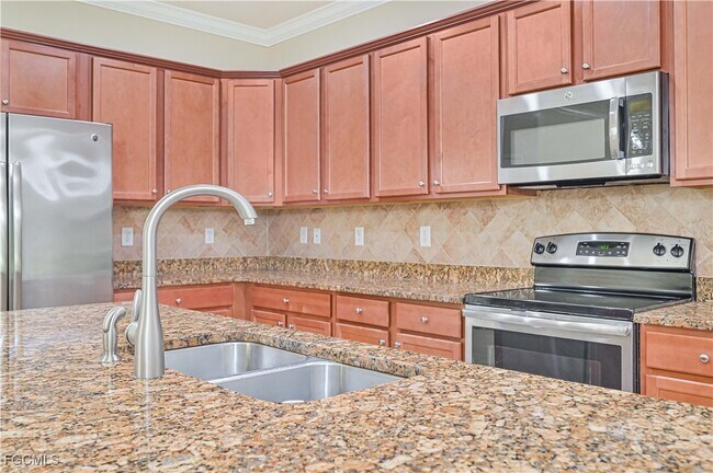 Building Photo - 8979 Water Tupelo Rd