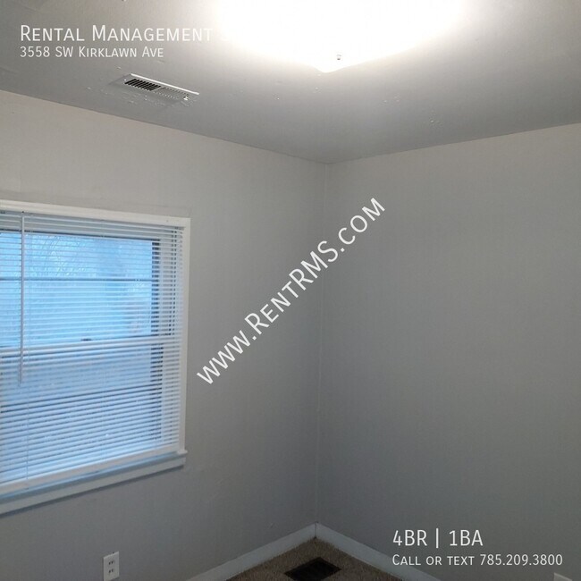 Building Photo - 3558 SW Kirklawn Ave