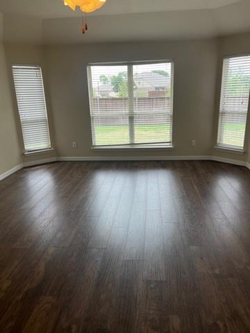 Building Photo - 917 Bird Creek Dr