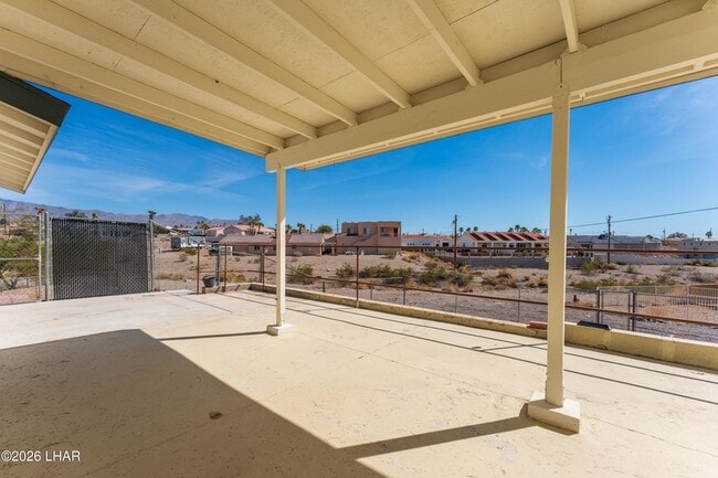 Building Photo - 2150 Lake Havasu Plaza