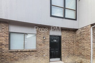 Building Photo - 14140 Haymeadow Dr