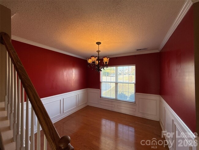 Building Photo - 7304 Ravanna Dr