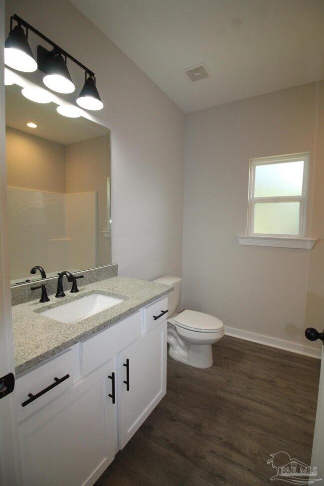 Building Photo - 726 Giese Ln