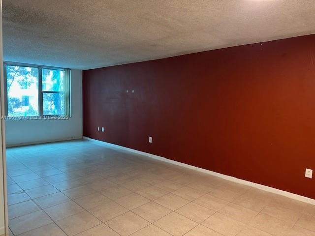 Building Photo - 17890 W Dixie Hwy