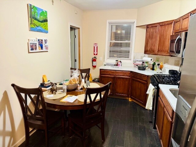 Building Photo - 215 S 7th St