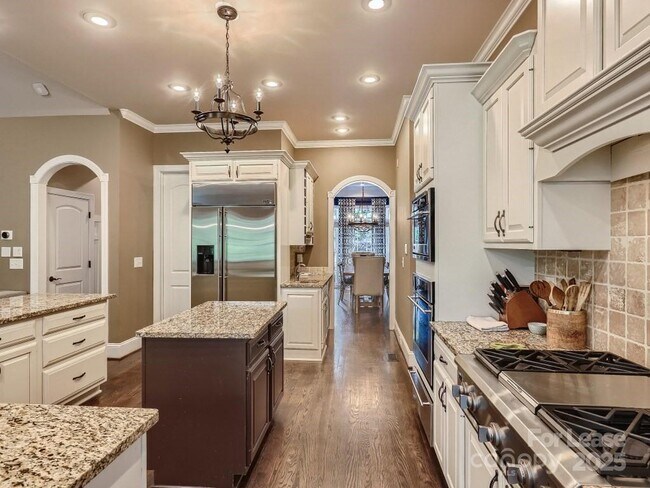 Building Photo - 4218 Ash Hollow Ln