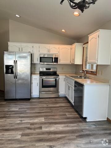 Building Photo - 1702 Hulke Dr