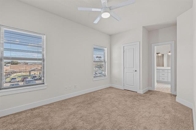 Building Photo - 600 Melba St