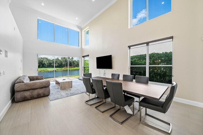 Building Photo - 5855 NW 42nd Way