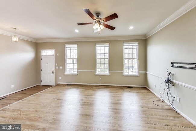 Building Photo - 22514 Airmont Woods Terrace