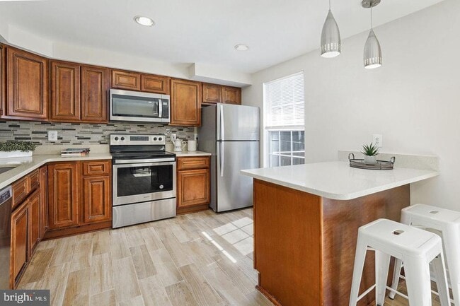 Building Photo - 3433 Belleplain Ct