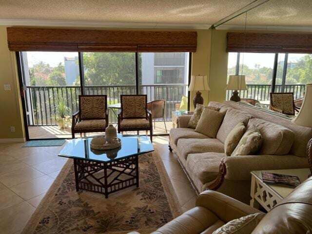 Building Photo - 1605 S US Hwy 1