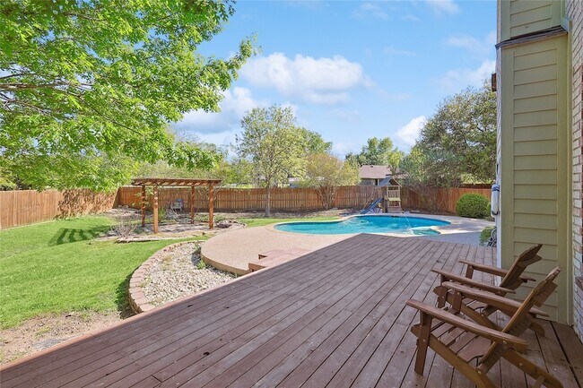 Building Photo - 5615 Teal Ct