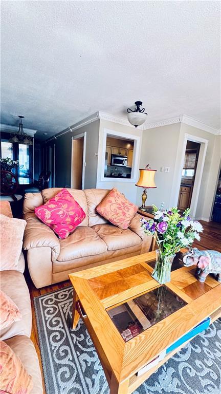 Building Photo - 1463 E 103rd St