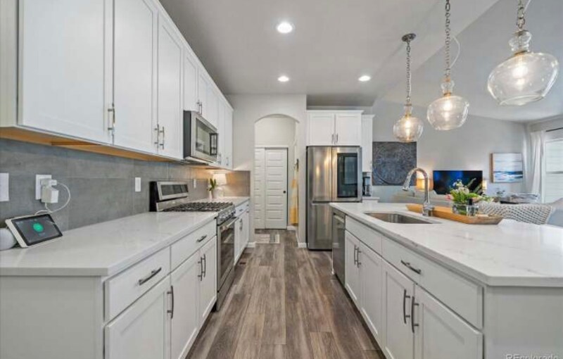 Building Photo - 6823 Sea Oats Dr