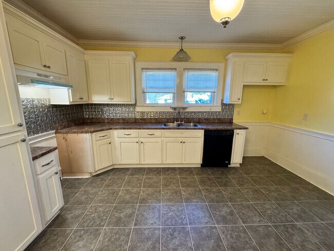 Building Photo - 3/2 in Kings Mountain, NC