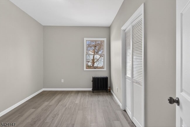 Building Photo - 378 Grand St