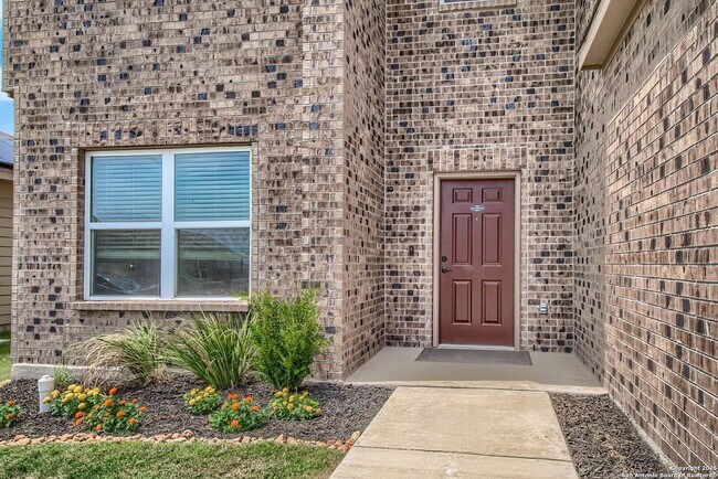 Building Photo - Welcome Home