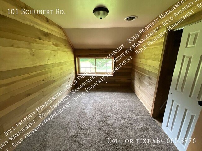 Building Photo - 101 Schubert Rd