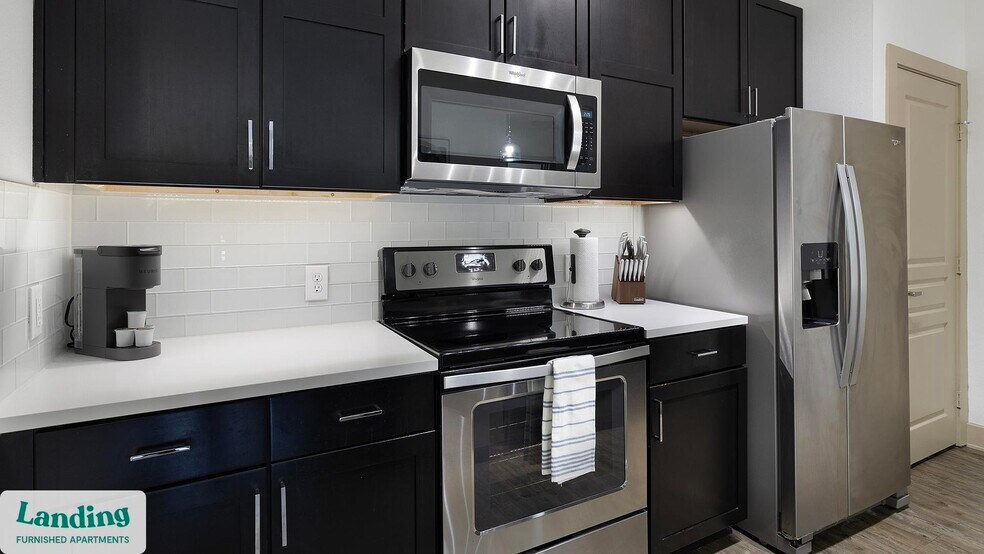 Building Photo - 5005 Galleria Dr